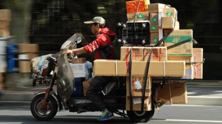 菜鸟驿站一天200件转让费60000挣钱吗「菜鸟驿站转让费8万一天收700件寄15件左右接手能赚钱吗」