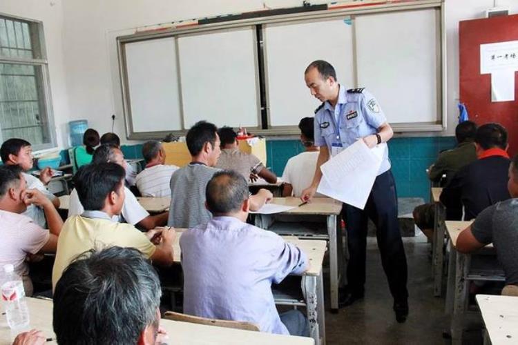 安顺考摩托车驾照「安顺交警进乡镇开设摩托车考场村民在家门口考摩托车驾驶证」