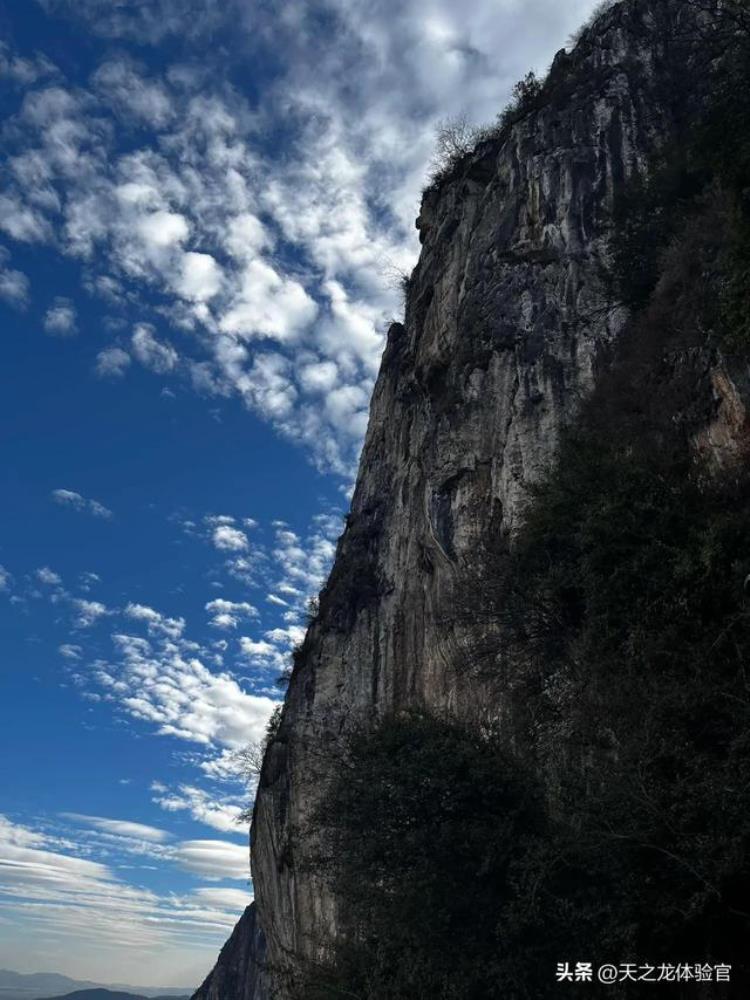 西山龙门索道到滇池「自驾游云南昆明滇池西山龙门石窟索道打卡来看看避坑」