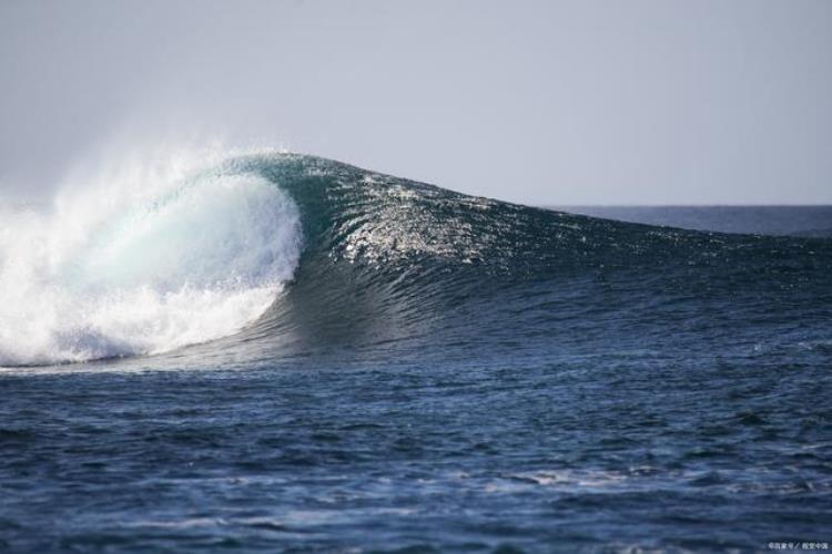 大海为何会涨潮和退潮「大海为什么会涨潮退潮那么多海水是打哪儿来又去了哪里呢」