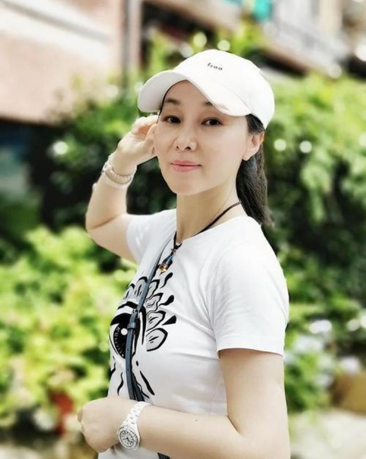 为什么父母都讨厌二女儿「为什么越来越讨厌我的女儿二胎母亲的一番话引众多非议」