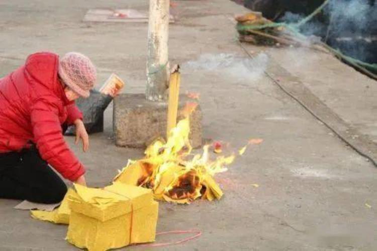 过年不祭祖「为啥说春节不祭祖罪孽难饶恕春节祭祖很重要吗」