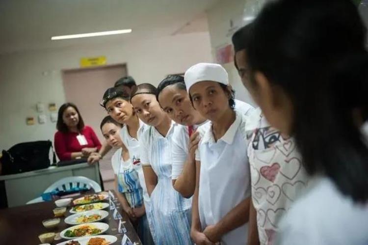 她们是保姆但也是国家引以为傲的国宝英文「她们是保姆但也是国家引以为傲的国宝」