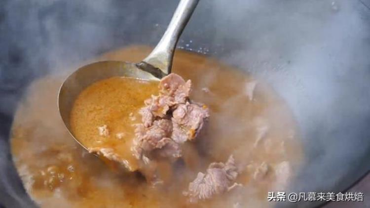 炖牛肉能不能放大料和花椒「牛肉忌放什么调料花椒大料葱醋都是常用的赶紧看看吧」