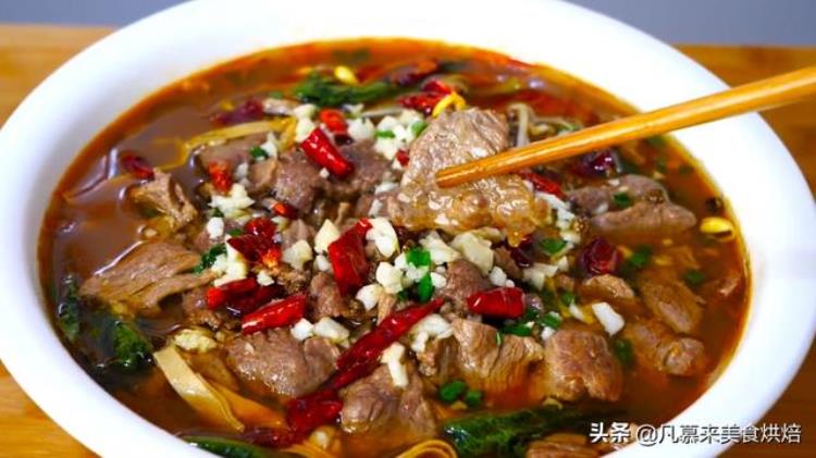 炖牛肉能不能放大料和花椒「牛肉忌放什么调料花椒大料葱醋都是常用的赶紧看看吧」