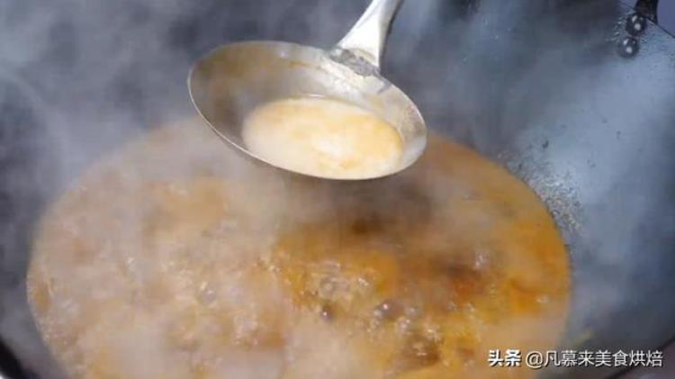 炖牛肉能不能放大料和花椒「牛肉忌放什么调料花椒大料葱醋都是常用的赶紧看看吧」