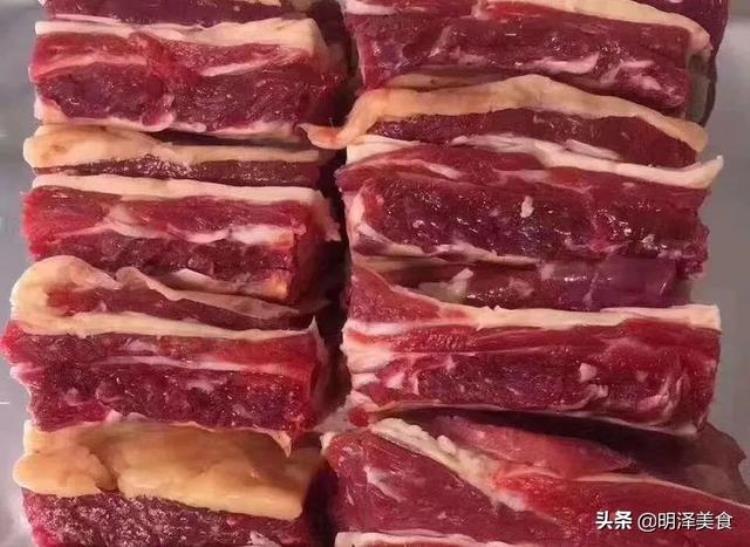 黄膘牛排哪里能买到「那些低价的内蒙黄膘牛排到底来自哪里我来告诉你答案」