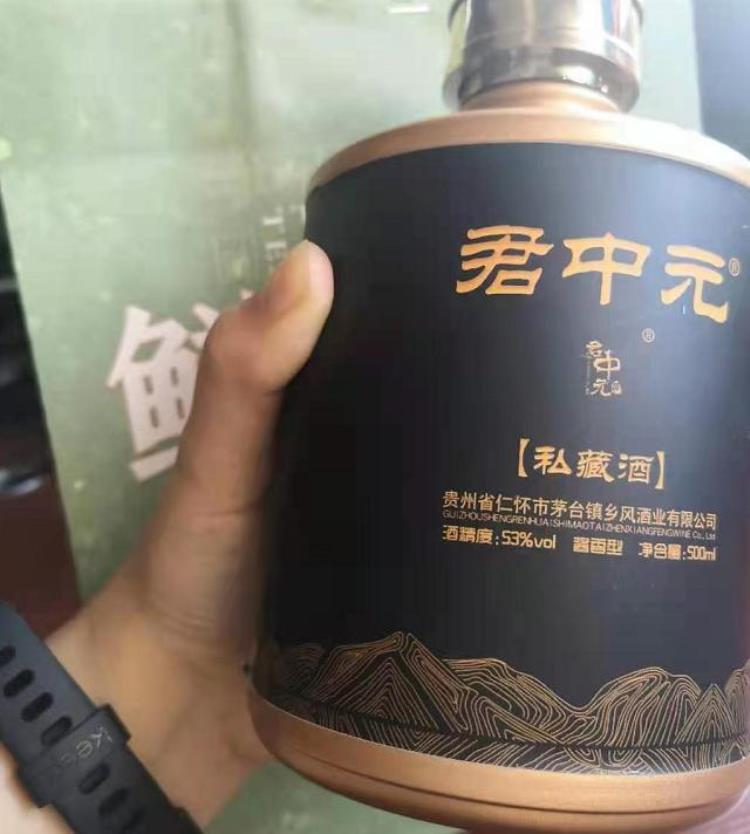 便宜的纯粮食白酒「买白酒牢记1买3不买不管多便宜都是100纯粮好酒」