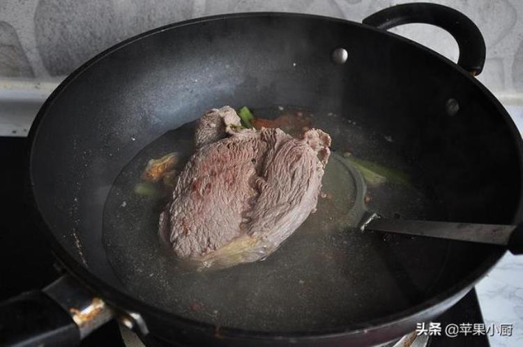 牛肉干可以泡着吃吗「好吃的牛肉干自己在家也能做泡一泡煮一煮比外面买的还好吃」