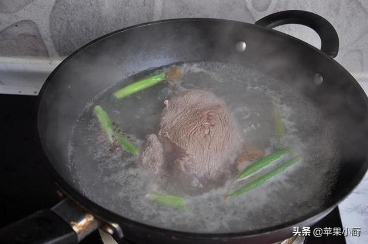 牛肉干可以泡着吃吗「好吃的牛肉干自己在家也能做泡一泡煮一煮比外面买的还好吃」