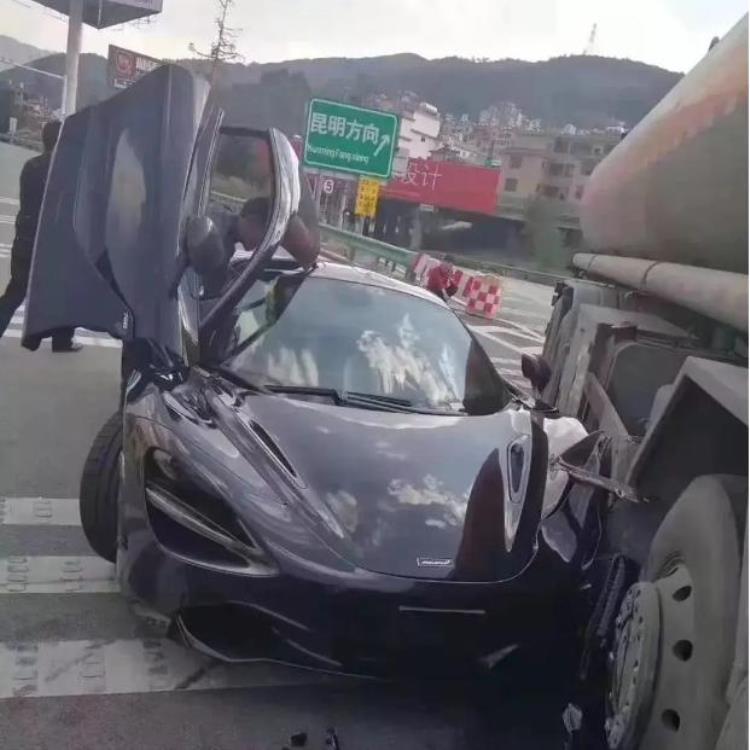 为什么高速见不到跑车「市区跑车不少为啥高速几乎见不到不是不敢跑而是耗不起」