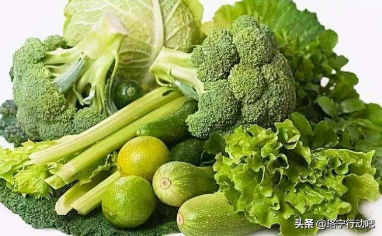 减肥吃什么去水肿「4种食物补充它减脂消水肿马上瘦一圈」