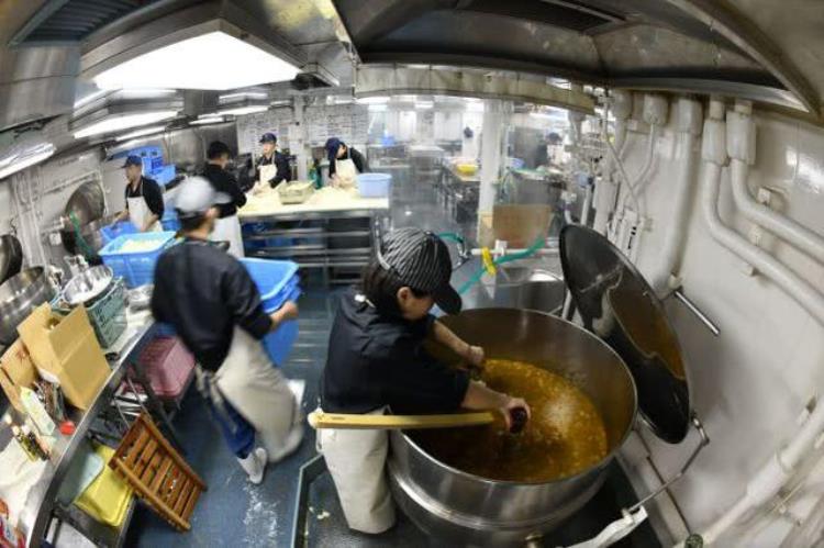 日本自卫队饮食,日本国宝级食物