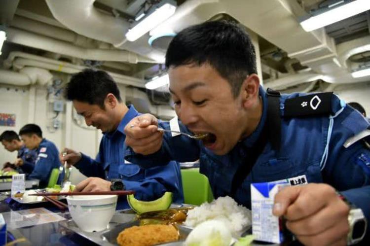 日本自卫队饮食,日本国宝级食物