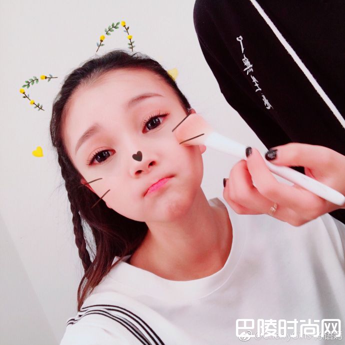 陈语嫣会写行书吗？领略不一样的少女