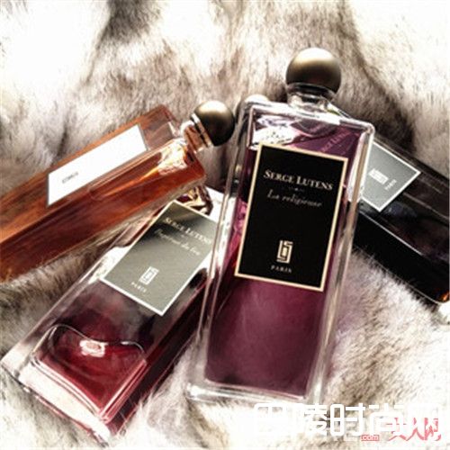 桂花香氛介绍 Serge Lutens芦丹氏玻璃纸之夜Jo Malone复刻版桂花女士淡香水Hermes 女香珍藏系列云南桂花Roger Gallet中国桂花淡香水欧舒丹格拉斯玫瑰&amp;桂花淡香氛香水SCENT LIBRARY花觉系列桂花淡香水