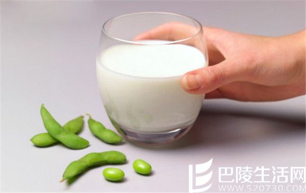 什么是豆浆减肥法 豆浆减肥方法豆浆和香蕉搭配能减肥吗豆浆减肥的食谱有哪些空腹可以喝豆浆减肥吗喝豆浆减肥的注意事项