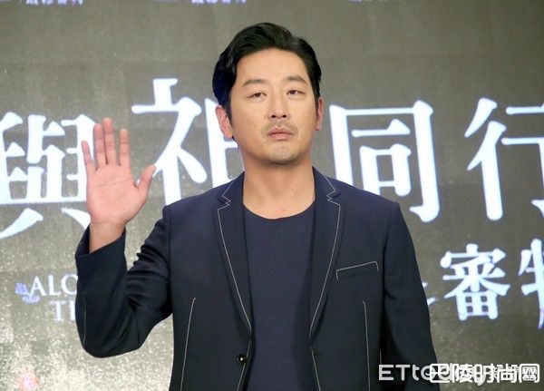 《与神同行》李德春本来是IU来演？监制爆金香起最后才加入