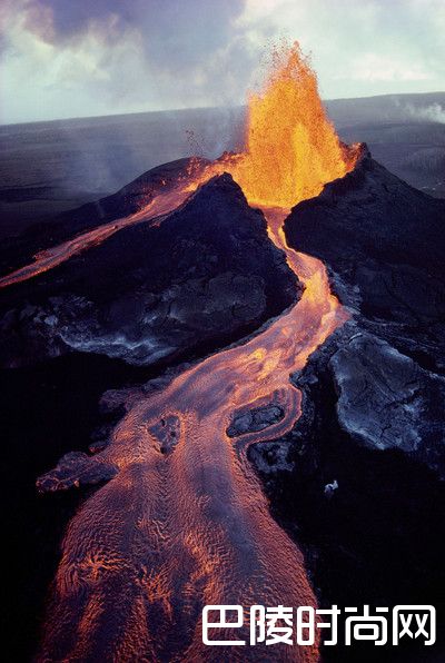 火山熔岩入太平洋是怎么回事