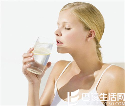 喝水能减肥吗 吃蔬菜水果能减肥吗晚餐怎么吃可以减肥洗澡能减肥吗瘦身茶能减肥吗