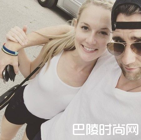 哈利波特奈威闪婚爆婚纱照 娇妻很美才子佳人