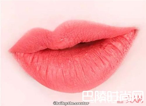 MAC与DIOR口红 kat von d与smashbox口红雅诗兰黛与MAC口红BEAUTY COTTAGE与YSL口红NARS与植村秀口红