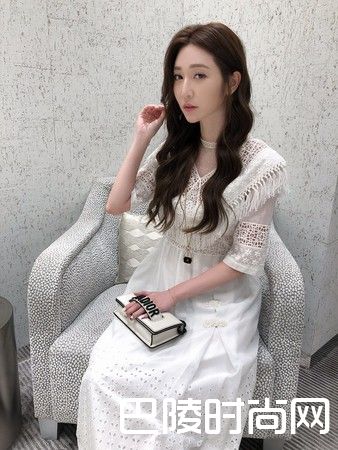 曾莞婷教你怎么保养皮肤化妆