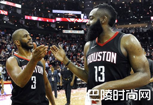 保罗41分10助攻破乔丹记录 NBA季后赛史无前例