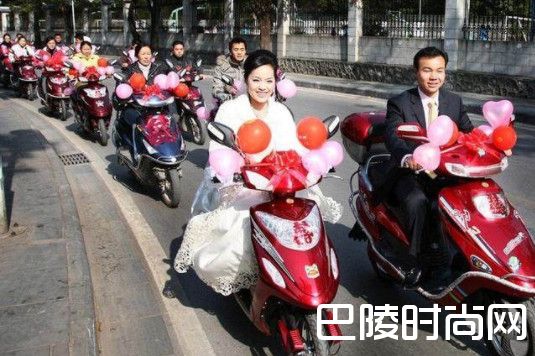 婚礼车队现日军服怎么回事？奇葩婚礼车队介绍