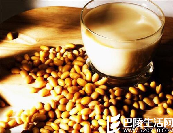 什么是豆浆减肥法 豆浆减肥方法豆浆和香蕉搭配能减肥吗豆浆减肥的食谱有哪些空腹可以喝豆浆减肥吗喝豆浆减肥的注意事项