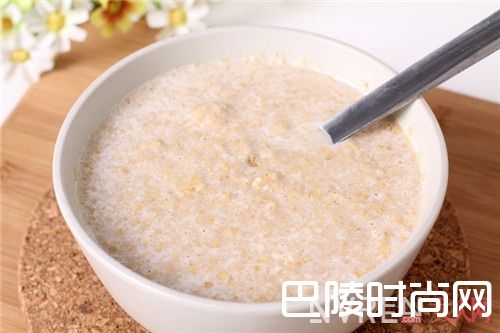 半夜饿了吃什么不长胖 半夜饿了喝什么牛奶不担心发胖半夜饿了吃燕麦片能减肥吗半夜饿了吃益生菌酸奶会发胖吗半夜饿了吃什么面包不长胖