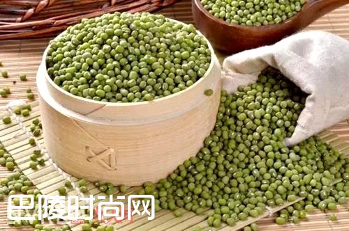 绿豆牛奶面膜制作方法 芦荟面膜制作方法胡萝卜面膜制作方法杏仁美白祛痘面膜制作方法香蕉橄榄面膜制作方法