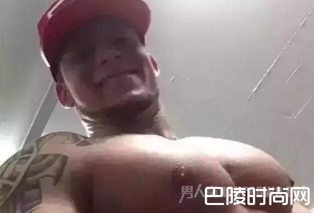 男生怎么自拍显胸大 你不想学？我不信