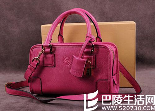 Louis Vuitton经典包 Gucci经典包Chloe经典包Loewe经典包Givenchy经典包Tods包包Saint Laurent经典包Valentino经典包Mulberry经典包