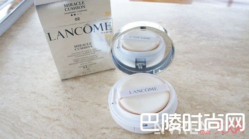 Laneige 超紧颜光润气垫粉霜 HERA赫妍焕肌抗皱气垫霜Sulwhasoo 臻颜逆龄气垫粉霜LANCOME 激光焕白轻感气垫粉饼Dior 超完美持久气垫粉饼Za 裸光亮白气垫粉饼