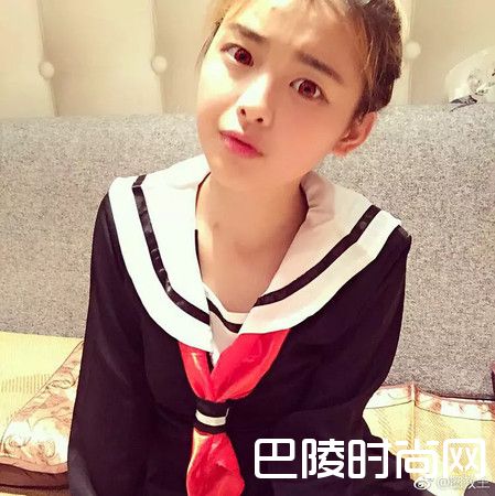 杨超越13张素颜旧照曝光 长相甜美获第三名哭瞎