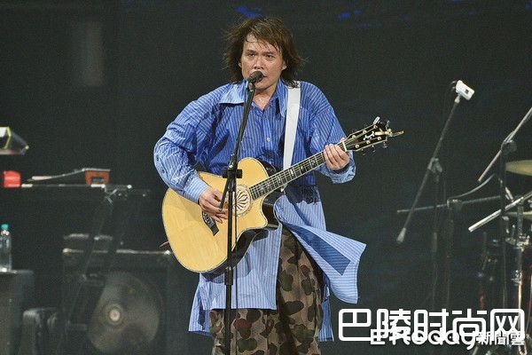 伍佰性感湿身演唱会 伍佰&China Blue巡演