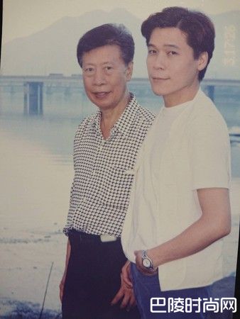 洪荣宏父亲节思念亡父洪一峰 跨时空对唱老爸