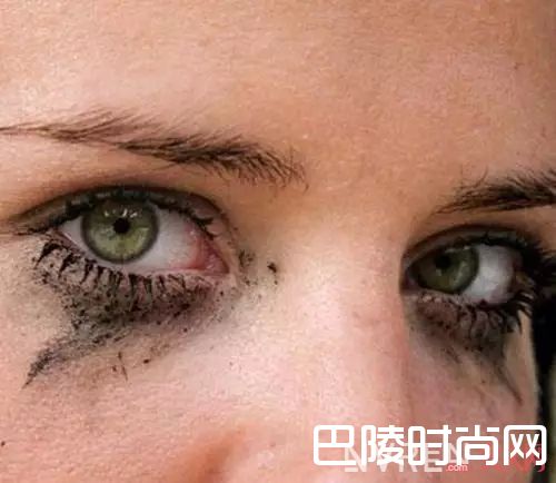 油皮脱妆怎么办？ 干皮肤脱妆怎么办？下眼线晕染怎么办？