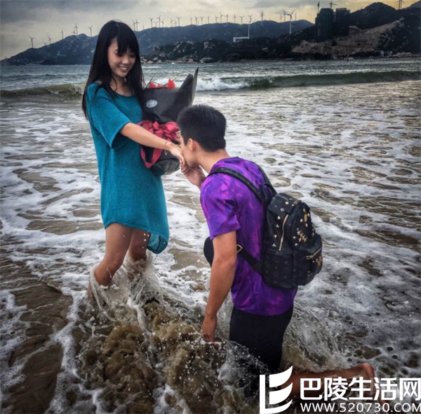 亚洲飞人苏炳添结婚啦 奥运健儿浪漫海边求婚女友