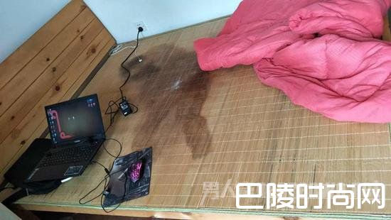 男子沉迷网游致尿失禁无法动弹 父母怒怼网游