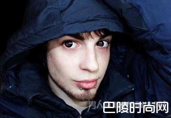 男子整容成精灵 痴迷精灵不惜花重金为看起来不像人类