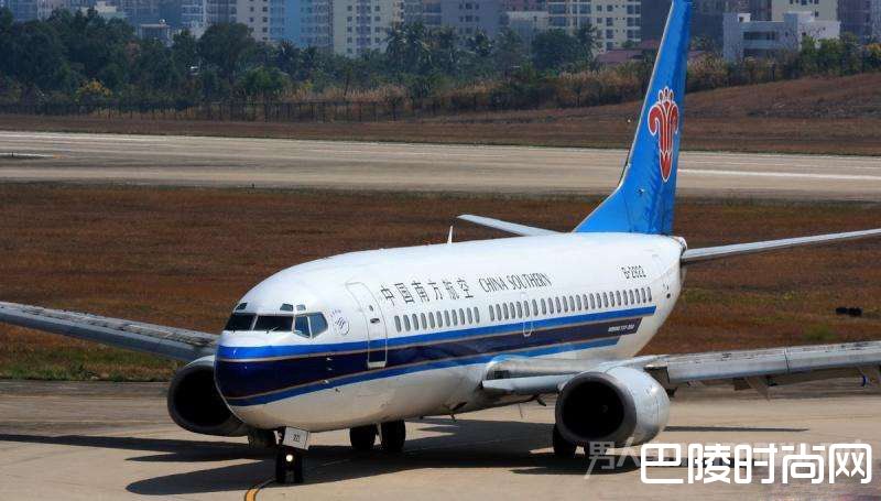 波音737告别中国 老一代波音737-300客机将成回忆