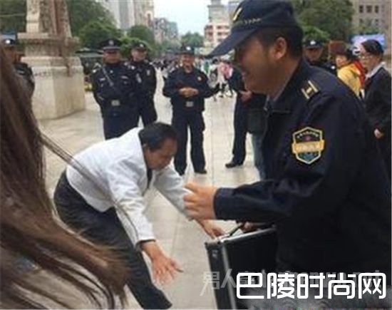 昆明城管戏耍盲人怎么回事？城管何以被污名化？