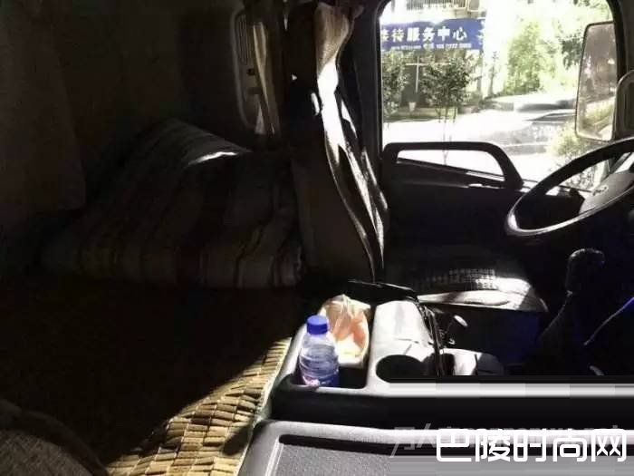 男子约顺风车约到大货车 网友：软卧+老司机 简直超值