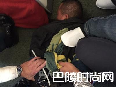 中国骄傲！男子航班上殊死搏斗20分钟擒住“劫机犯”