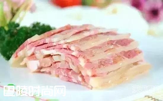 东坡肉的来历 水晶肴肉的由来|腊味合蒸的由来 飞龙汤的做法