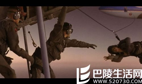 《空战英豪》电影介绍 《空军一号》电影介绍《烈日长虹》电影介绍《红男爵》电影介绍《珍珠港》电影介绍