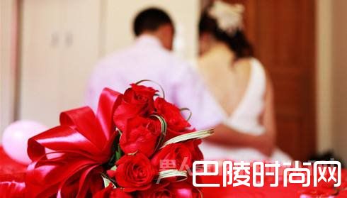 亲友接亲抢红包摔下2楼 如此闹婚你还敢吗？