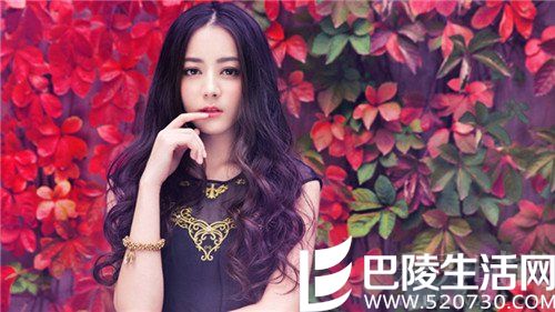 迪丽热巴素颜照曝光 盘点90后女星妆前妆后对比照